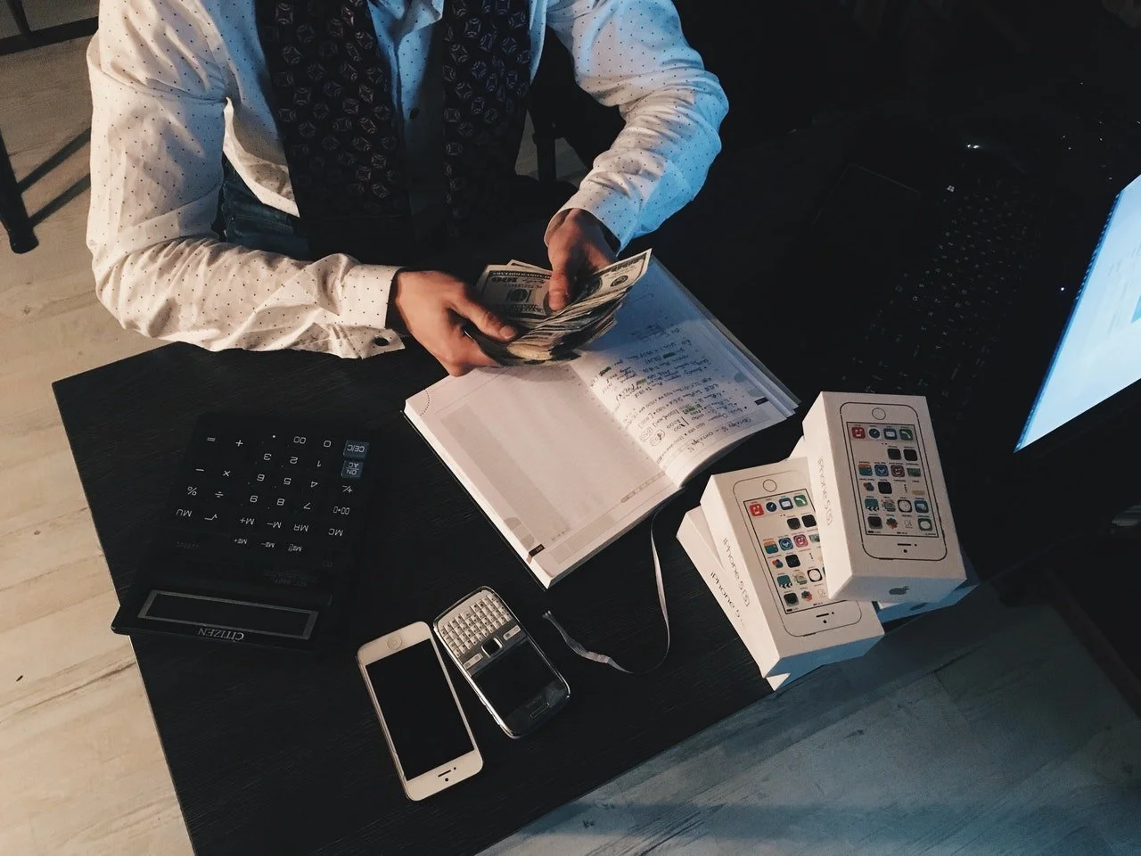 How Expert Bookkeeping Services Can Improve Cash Flow And Tax Preparation